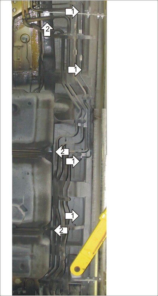 Усиленная защита трубок кондиционера (2 мм, сталь) для Mercedes Vito 2009-2014, Mercedes Viano 2009-2014 Усиленная защита трубок кондиционера (2 мм, сталь) для Mercedes Vito 2009-2014, Mercedes Viano 2009-2014