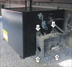 Усиленная защита антивандального кожуха аккумулятора (1,5 мм, сталь) для Hyundai HD78 шасси 2003-, Hyundai HD72 шасси 2003- Усиленная защита антивандального кожуха аккумулятора (1,5 мм, сталь) для Hyundai HD78 шасси 2003-, Hyundai HD72 шасси 2003-