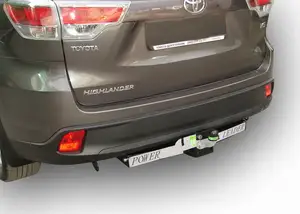 Фаркоп «Лидер-плюс» для TOYOTA HIGHLANDER 2013-2018 (С НЕРЖАВЕЮЩЕЙ ПЛАСТИНОЙ)