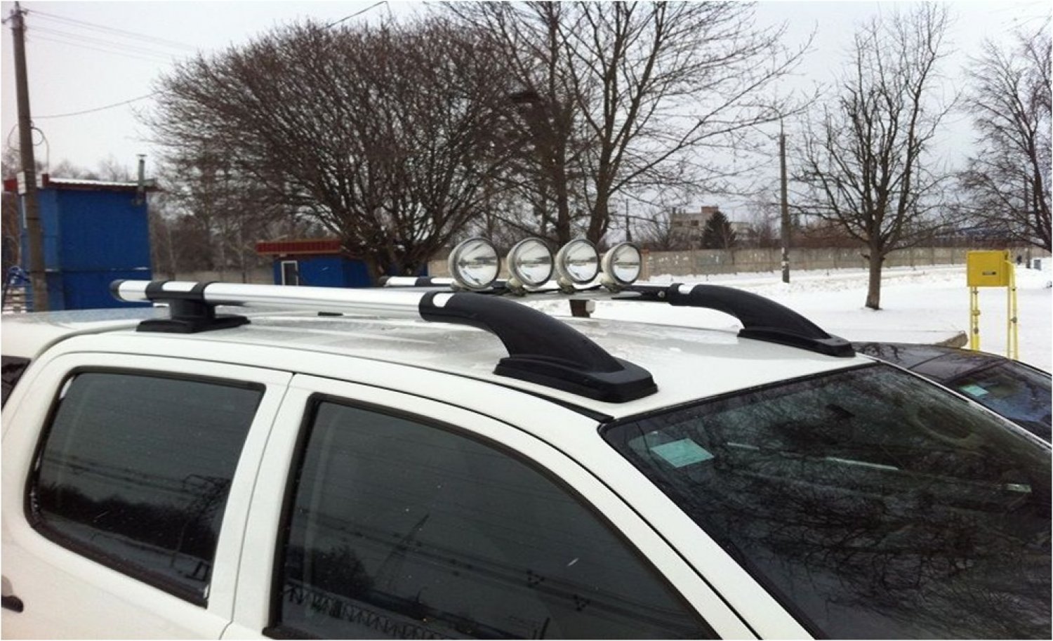 Pейлинги «SHARK» для VW AMAROK 2008-2018 с перемычками, серебристые Pейлинги «SHARK» для VW AMAROK 2008-2018 с перемычками, серебристые