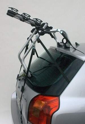 Крепление велосипеда на заднюю дверь PERUZZO Venezia Steel для 3-х велосипедов, сталь/труба d30мм (упаковка коробка)