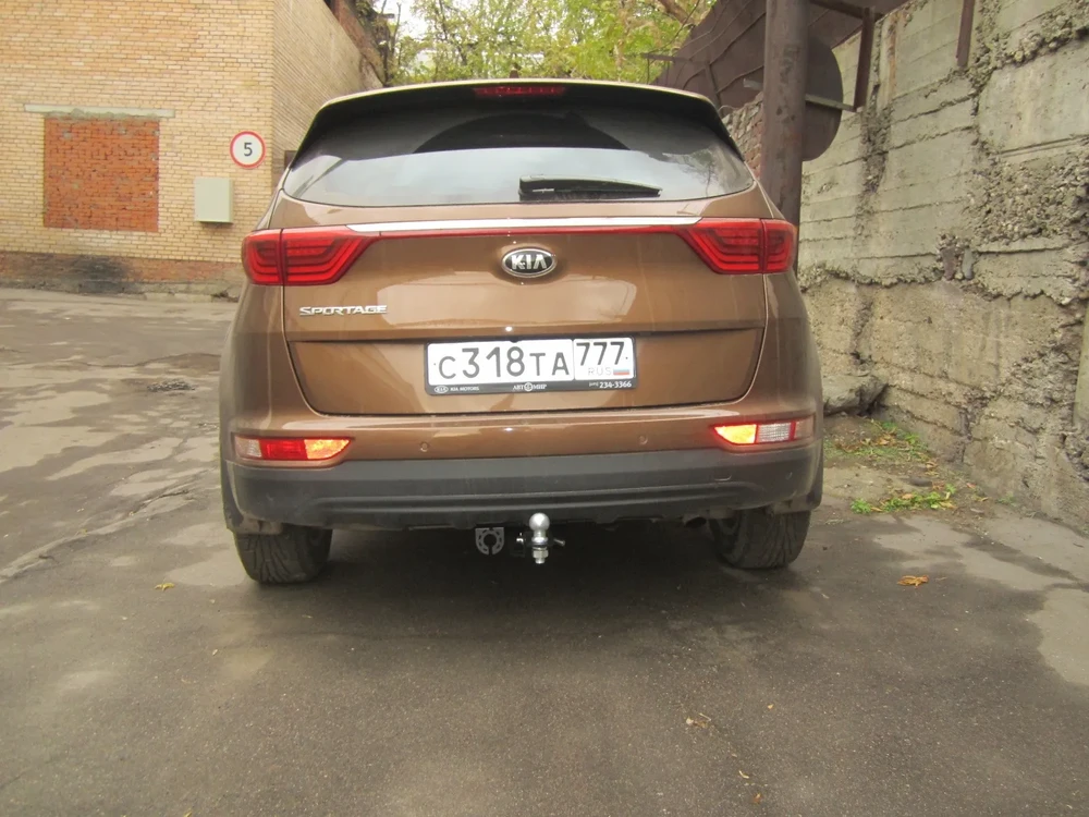 Фаркоп Бизон FA 0994-E для Kia Sportage IV (QL) 2016-2022 Фаркоп Бизон FA 0994-E для Kia Sportage IV (QL) 2016-2022