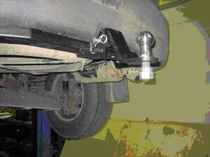 Фаркоп Ssang Yong Kyron 2005-2016 съемное крепление шара под американский квадрат