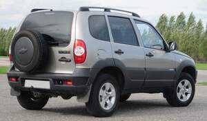 Рейлинги «APS» продольные алюминиевые для CHEVROLET NIVA/TRAVEL (2002-2020/2020-н.в.) черные