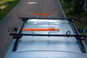 Крепление на багажник для серфинга AMOS