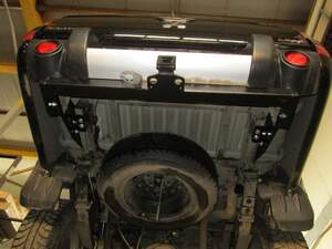 Фаркоп «Бизон» с нерж. пластиной профиль 50х50 для Mitsubishi L200 Long 2014-