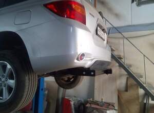 Фаркоп с хромированной накладкой Toyota Highlander 1 XU20-40 2003-2010, Lexus RX 300,350,400 2003-2009 съемное крепление шара под американский квадрат