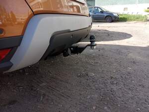 Фаркоп на Renault Duster 2 2021- съемное крепление шара под американский квадрат