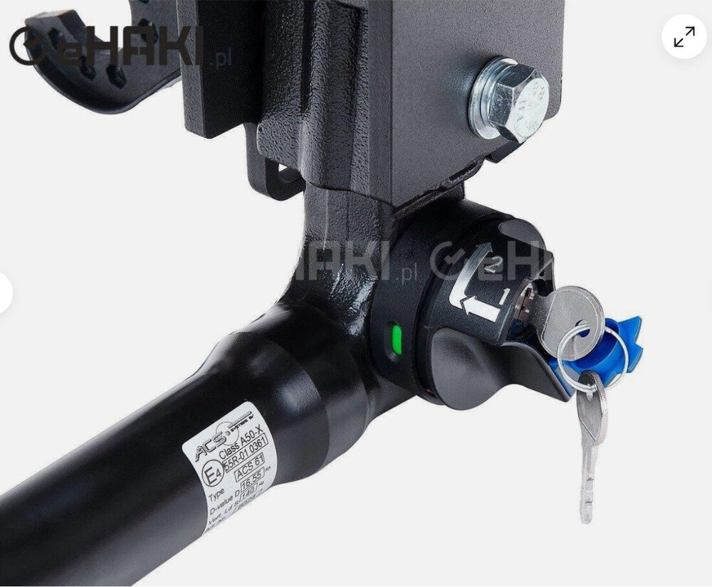 Фаркоп Land Rover Range Rover Velar 2017- вертикальное быстросъемное крепление шара на ключе Фаркоп Land Rover Range Rover Velar 2017- вертикальное быстросъемное крепление шара на ключе