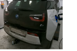 Фаркоп на BMW i3 2013-2022 съемное крепление шара под американский квадрат Фаркоп на BMW i3 2013-2022 съемное крепление шара под американский квадрат