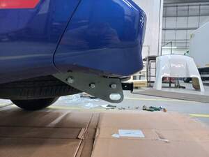 Быстросъемный фаркоп «Бизон» Isuzu D-Max III (2020-н.в.)профиль 50х50 съемное крепление шара под американский квадрат Быстросъемный фаркоп «Бизон» Isuzu D-Max III (2020-н.в.)профиль 50х50 съемное крепление шара под американский квадрат