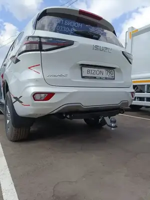 Быстросъемный фаркоп «Бизон» Isuzu  Mu-X (2022-н.в.)профиль 50х50 съемное крепление шара под американский квадрат
