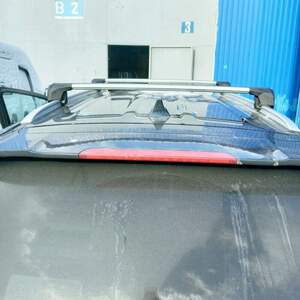 (a) Багажные поперечины СКАУТ (Scout) на интегрированные рейлинги 85кг нагрузка (a) Багажные поперечины СКАУТ (Scout) на интегрированные рейлинги 85кг нагрузка