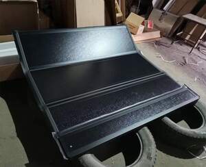 Крышка кузова 3 секции для Ford F150 5.5 (кузов 169см) от Tamsan