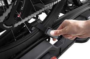 Полностью складываемая платформа EasyFold XT 3 для перевозки до 3-х тяжелых (в т.ч. электро) велосипедов на фаркопе с функцией наклона Thule 13 p