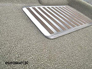 Коврики в салон текстильные Euromat 3D lux TOYOTA Land Cryiser 200 (2007-2012), бежевые (3 шт.) Коврики в салон текстильные Euromat 3D lux TOYOTA Land Cryiser 200 (2007-2012), бежевые (3 шт.)