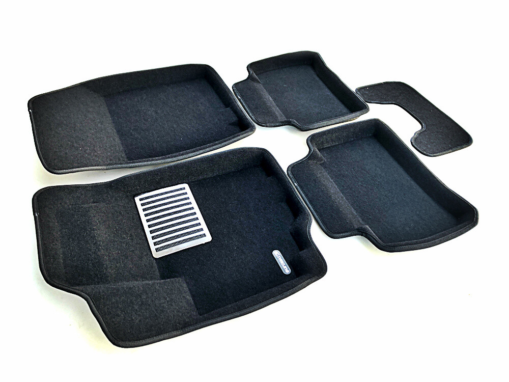 Коврики в салон текстильные Euromat 3D lux SUZUKI Vitara (2015-2018), черные (5 шт.) Коврики в салон текстильные Euromat 3D lux SUZUKI Vitara (2015-2018), черные (5 шт.)