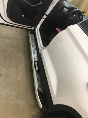 Пороги-подножки MEVSIM для MITSUBISHI OUTLANDER 2008-2012 (алюминий+пластик) от ERKUL