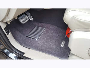 Коврики в салон текстильные Euromat 3D lux HYUNDAI ix35 (2009-2015), серые (3 шт.) Коврики в салон текстильные Euromat 3D lux HYUNDAI ix35 (2009-2015), серые (3 шт.)