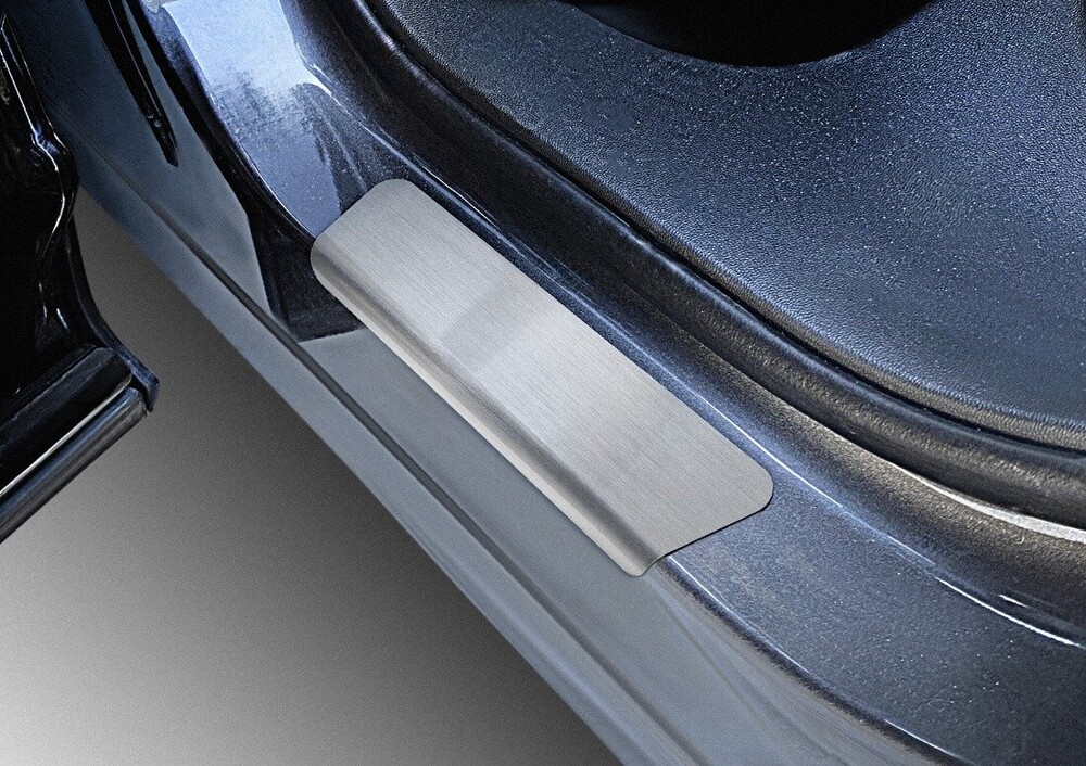 Накладки на пороги Rival для Changan UNI-S 2024-н.в., рынок РФ, нерж. сталь, с надписью, 4 шт. Накладки на пороги Rival для Changan UNI-S 2024-н.в., рынок РФ, нерж. сталь, с надписью, 4 шт.