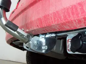 Быстросъёмный фаркоп Galia D037C для Lada Largus и Dacia Logan