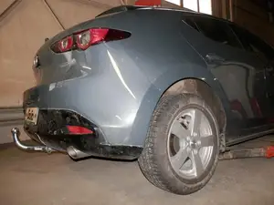 Быстросъёмный фаркоп Galia M142C для Mazda 3