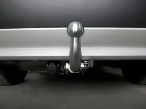 Быстросъёмный вертикальный фаркоп Galia B019V для BMW X3 и X4