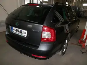 Быстросъёмный вертикальный фаркоп Galia S086V для Skoda Octavia и Octavia Scout