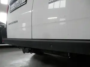Быстросъёмный фаркоп Galia R110C для Renault Master и Nissan Interstar