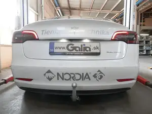 Быстросъёмный фаркоп Galia T083C для Tesla Model 3