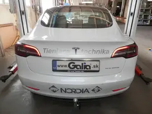 Быстросъёмный фаркоп Galia T083C для Tesla Model 3
