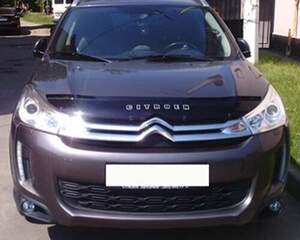 Дефлектор для капота (отбойник) CITROEN C4 II седан хэтчбек (2010-) "VIP-TUNING"